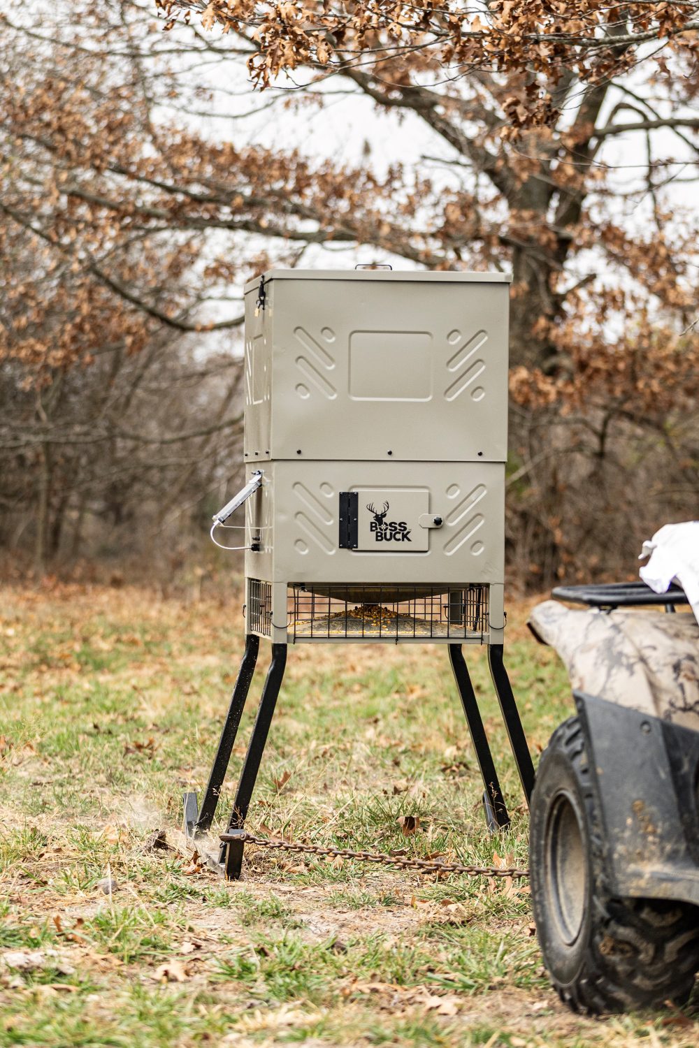 Boss Buck 600LB Fill Sled Feeder W_ Diverter Plate & Solar Panel (BB-SF600SLEDK) F3003 600lb Fill Sled Feeder W/ Diverter Plate & Solar Panel